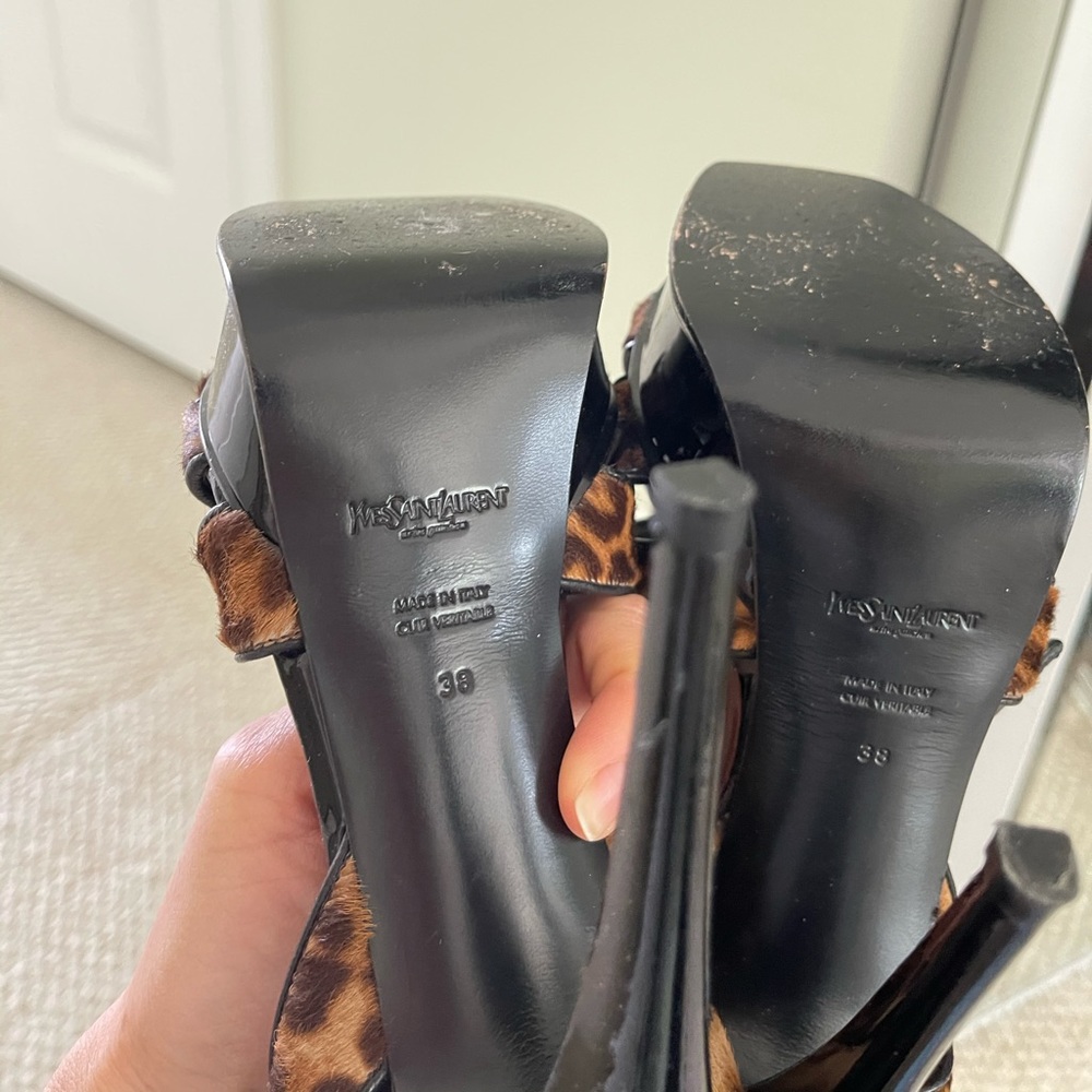 Yves Saint Laurent Tribute 105 Leopard Calf Hair Patent Leather Platform Sandals - Picture 2 of 5